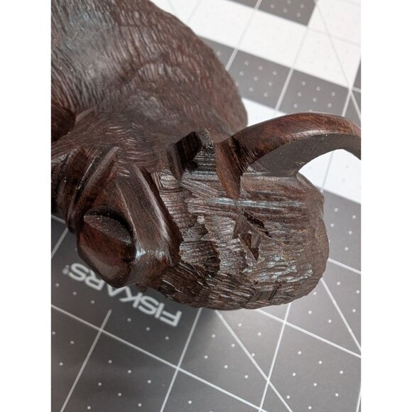 Carved Ironwood Buffalo Bison statue solid anatomically correct vintage 8x6 - Picture 4 of 11